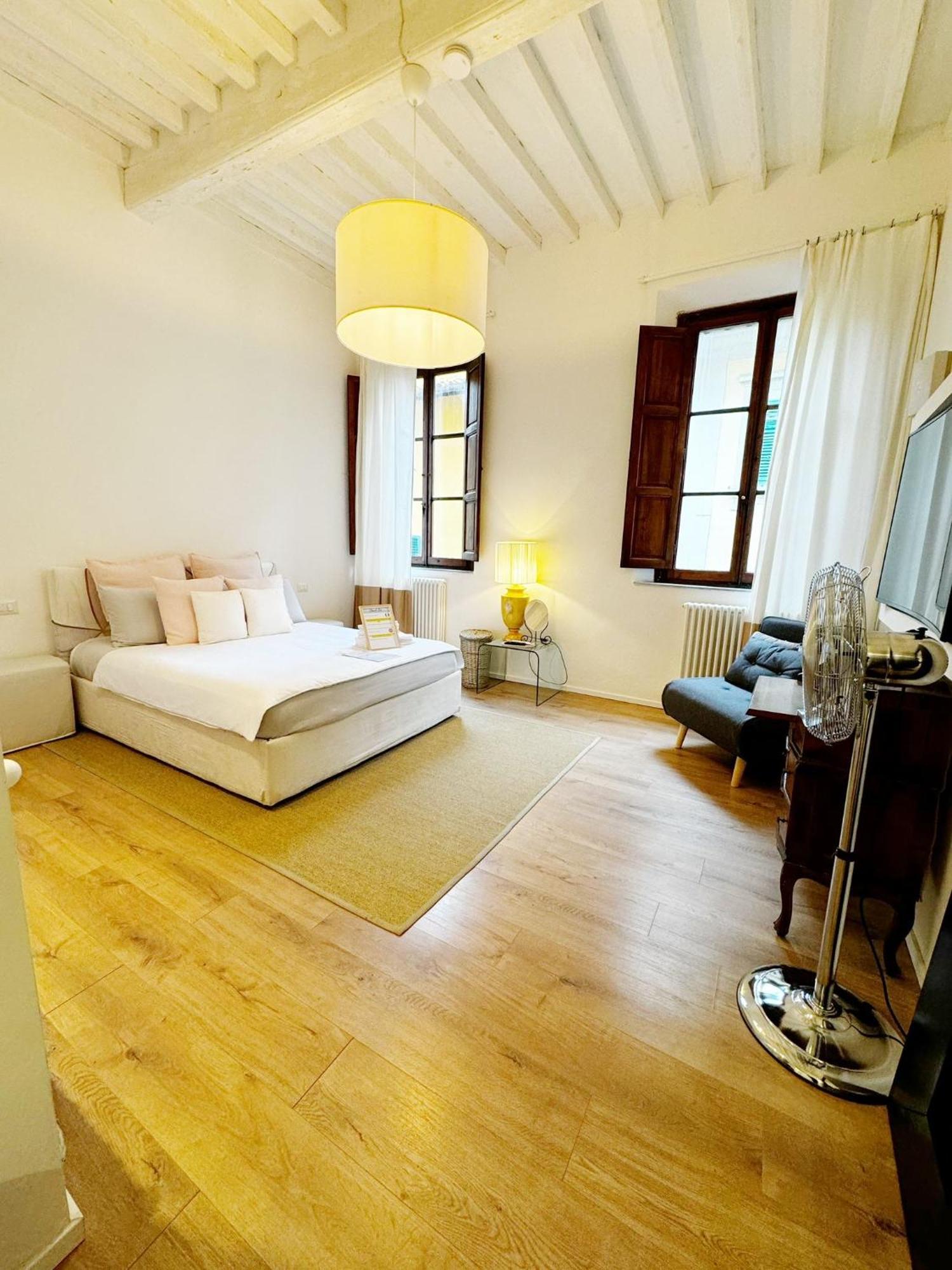 Boutique Room - Centro Storico 20 Min Da Firenze Эмполи Экстерьер фото